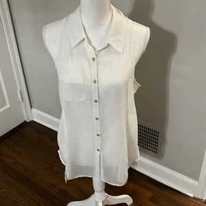 Free People We the Free button down sleeveless blouse